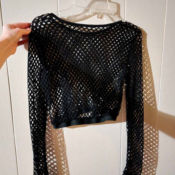 Small Mesh crop top - Picture 3 of 5